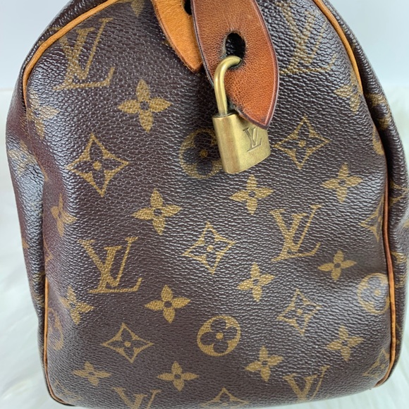 Louis Vuitton Speedy 30 Handle Bag - Picture 11 of 16